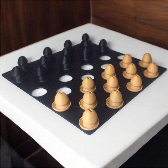 Peckers!! Board Game! NOT CHECKERS 🚫 👍 PECKERS 👍 - Picture 3 of 8